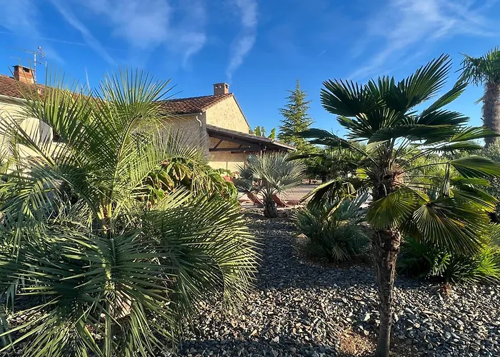 Le Relais Des Chevaliers Hébergement de vacances *