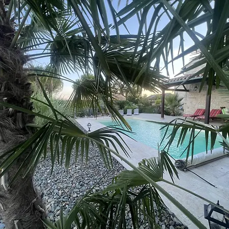 Holiday home Le Relais Des Chevaliers 