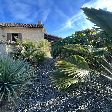 Semesterbostad Le Relais Des Chevaliers 