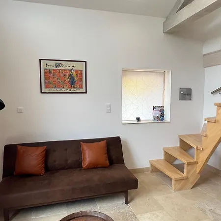 Le Relais Des Chevaliers Hébergement de vacances *